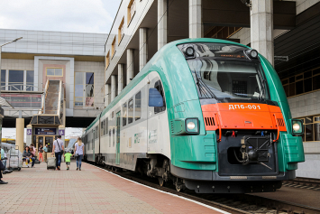 БЖД назначила дополнительный поезд Минск - Витебск на время "Славянского базара"