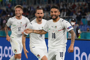 Итальянцы разгромили сборную Турции в матче открытия футбольного Евро