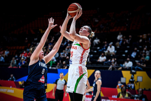 Женская сборная Беларуси по баскетболу проиграла француженкам в полуфинале ЧЕ