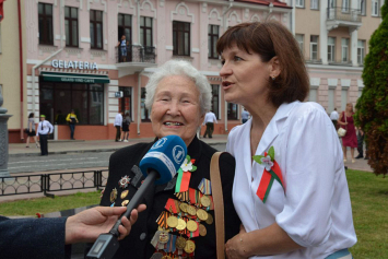 Довгало: любите нашу Беларусь, потому что родину любят не за то, что она велика, а за то, что она своя