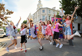 С предвкушением грандиозного праздника ждут начала «Славянского базара» его гости и участники