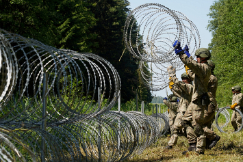 Еврокомиссия отказалась финансировать строительство стены на границе Литвы и Беларуси