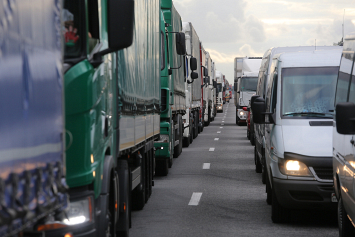 Госпогранкомитет: ни один литовский пункт пропуска за сутки не выполнил договоренности по оформлению грузовиков