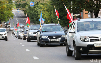 Витебск принял участников республиканского автопробега «Символ единства», объединяющего патриотов Беларуси