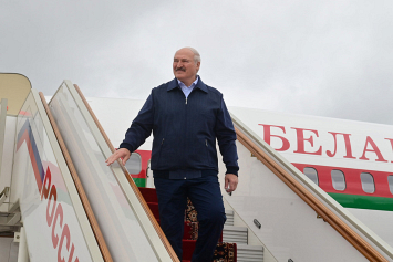 Лукашенко прибыл в Москву. Вечером в Кремле пройдут переговоры с Путиным по интеграционному пакету