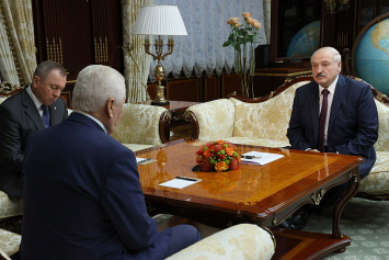Лукашенко – послу Молдовы: вы всегда стремились душой и сердцем, чтобы молдаване и белорусы были рядом