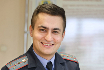 Милиционер Роман Исаев не раз становился лучшим участковым Шкловского РОВД, за что и получил служебный автомобиль