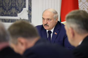 Лукашенко: сохранение плодородия земель и земель вообще – это святая обязанность государства