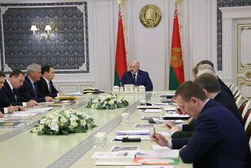Лукашенко: урожай зерновых в 9 млн тонн – неплохой результат 