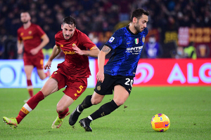 Разгромив «Рому», «Интер» продлил беспроигрышную серию в чемпионате Италии по футболу до восьми матчей
