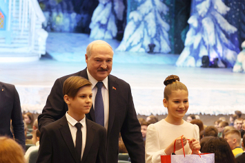 Лукашенко принял участие в благотворительном празднике в рамках акции "Наши дети"