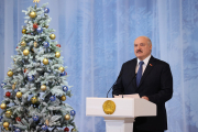 Александр Лукашенко: «Каждый маленький белорус дорог и нужен своей стране!»
