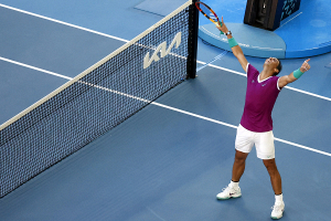 Рафаэль Надаль стал первым полуфиналистом Australian Open в мужском одиночном разряде