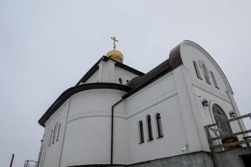 Новый храм в Дзержинском районе хранит память о древней церкви-мученице