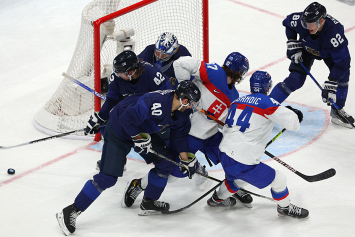 Сборная Финляндии стала первым финалистом хоккейного турнира на ОИ
