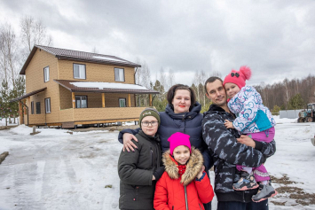 Многодетные родители Костюченко: «Нам есть чем гордиться и чем дорожить»