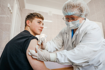 Более 5,93 млн белорусов прошли полный курс вакцинации против коронавируса