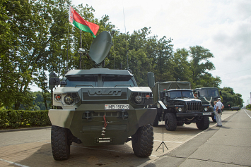 Народ и армия едины: чем привлекает минчан и гостей столицы выставка военной техники в парке Победы