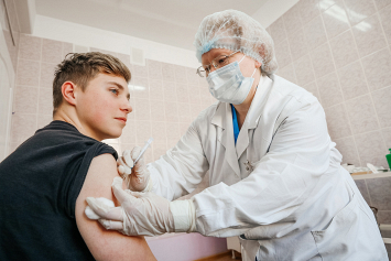 Более 6,37 млн белорусов прошли полный курс вакцинации против коронавируса