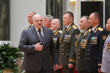 Лукашенко: политика Запада приближает мир к пропасти большой войны, в которой победителя не будет