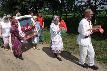 Познаем Беларусь: сакральный смысл старинного белорусского обряда «Бразгун»
