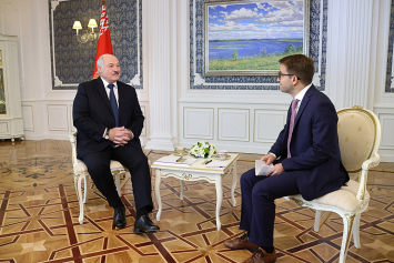 Лукашенко дал интервью информационному агентству Франс Пресс