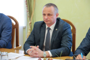  Заместитель министра сельского хозяйства и продовольствия Вадим Шагойко: «Упаковка может отличаться, но внутри молоко только высшего качества»