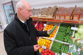 «По ценообразованию работают грамотно и выверенно» – Матвеев изучил ситуацию с ценами в витебском магазине