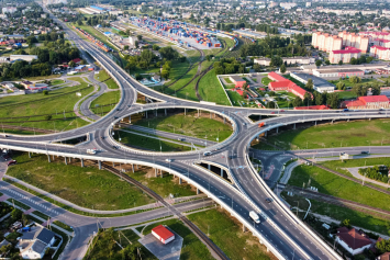 Головченко: государство выполняет все взятые на себя обязательства по ремонту и модернизации дорог