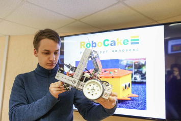 В БГУ начал работу Центр робототехники и искусственного интеллекта