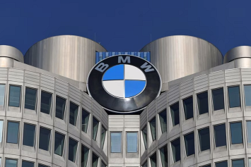 BMW раскрыла характеристики 7-й серии в конфигурации M70
