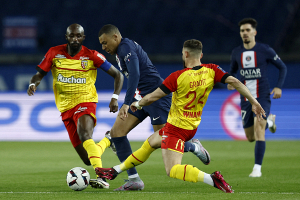 «Пари Сен-Жермен» обыграл «Ланс» в матче Лиги 1