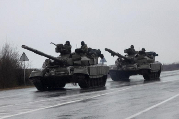 ТАСС: крупная колонна техники ВСУ выдвинулась в сторону Северска в ЛНР