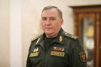 Военную академию можно смело назвать главной кузницей офицерских кадров Беларуси – Хренин