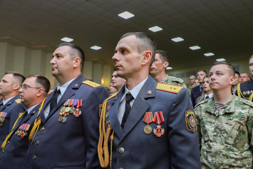Во внутренних войсках состоялось торжественное собрание в честь юбилея взрывотехнического центра