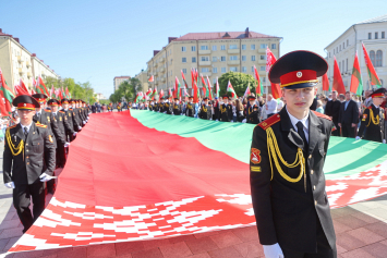Исаченко: белорусский флаг, герб и гимн – главные символы народа-победителя, народа-патриота