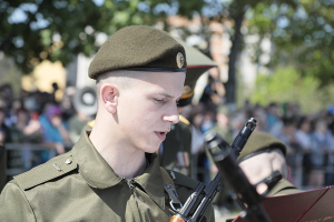 Военную присягу в Беларуси 20 мая приняли тысячи новобранцев