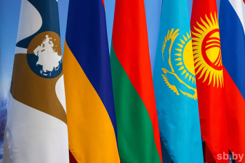 Президент Кыргызстана предложил создать в ЕАЭС институт бизнес-омбудсмена
