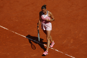 Соболенко победила Костюк на старте Roland Garros