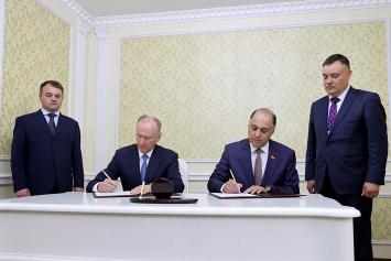 Ежегодные консультации аппаратов советов безопасности Беларуси и России прошли в Минске