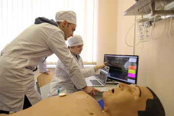 Студенты Гомельского государственного медицинского университета могут практиковаться уже с первых курсов