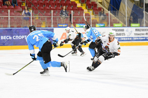 «Шахтер» нанес поражение молодечненскому «Динамо» в матче хоккейного Кубка страны