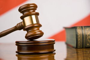 Как изменить установленный судом порядок уплаты алиментов, рассказала адвокат