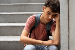 Психолог рассказала о симптомах подростковой депрессии