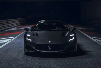 Maserati представил спецверсию MC20 Notte