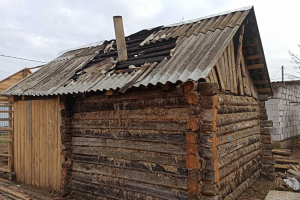 В Крупках горела баня – в результате повреждены кровля, перекрытия и имущество