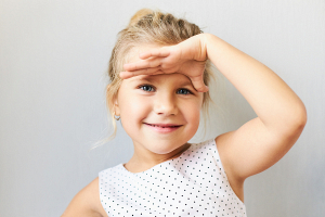 Офтальмолог рассказала о влиянии солнца на зрение детей