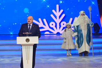 Кульминация акции «Наши дети» во Дворце Республики. Что Лукашенко пожелал юным участникам