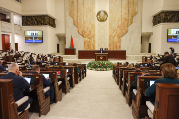 В Палате представителей и Совете Республики состоялись заседания сессий