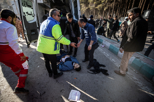 СМИ: по меньшей мере 20 человек скончались из-за взрыва у кладбища, где похоронен Сулеймани